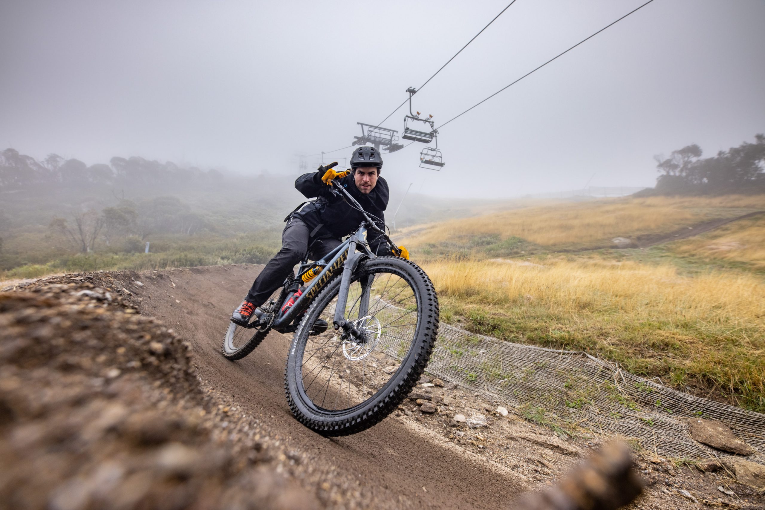 Kermi riding mountain bikes in the Australian summer