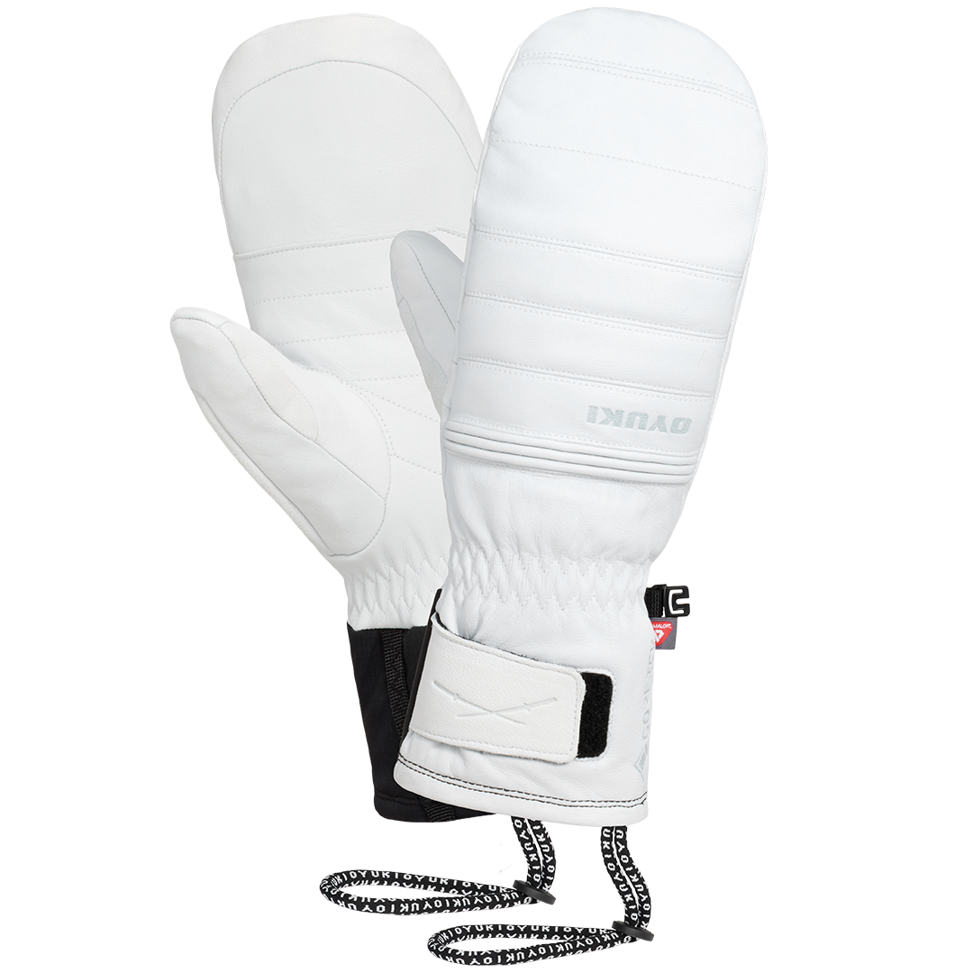 GLOVESMITTS_0168_EB-266209-