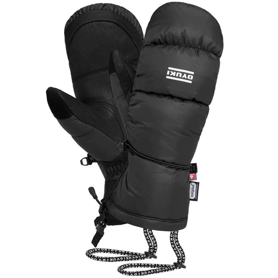 GLOVESMITTS_0227_EB-266203-