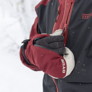 Iwanai Zipper Mittens